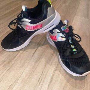 Zumba Fitness Womens Black and Silver Sneakers size 8